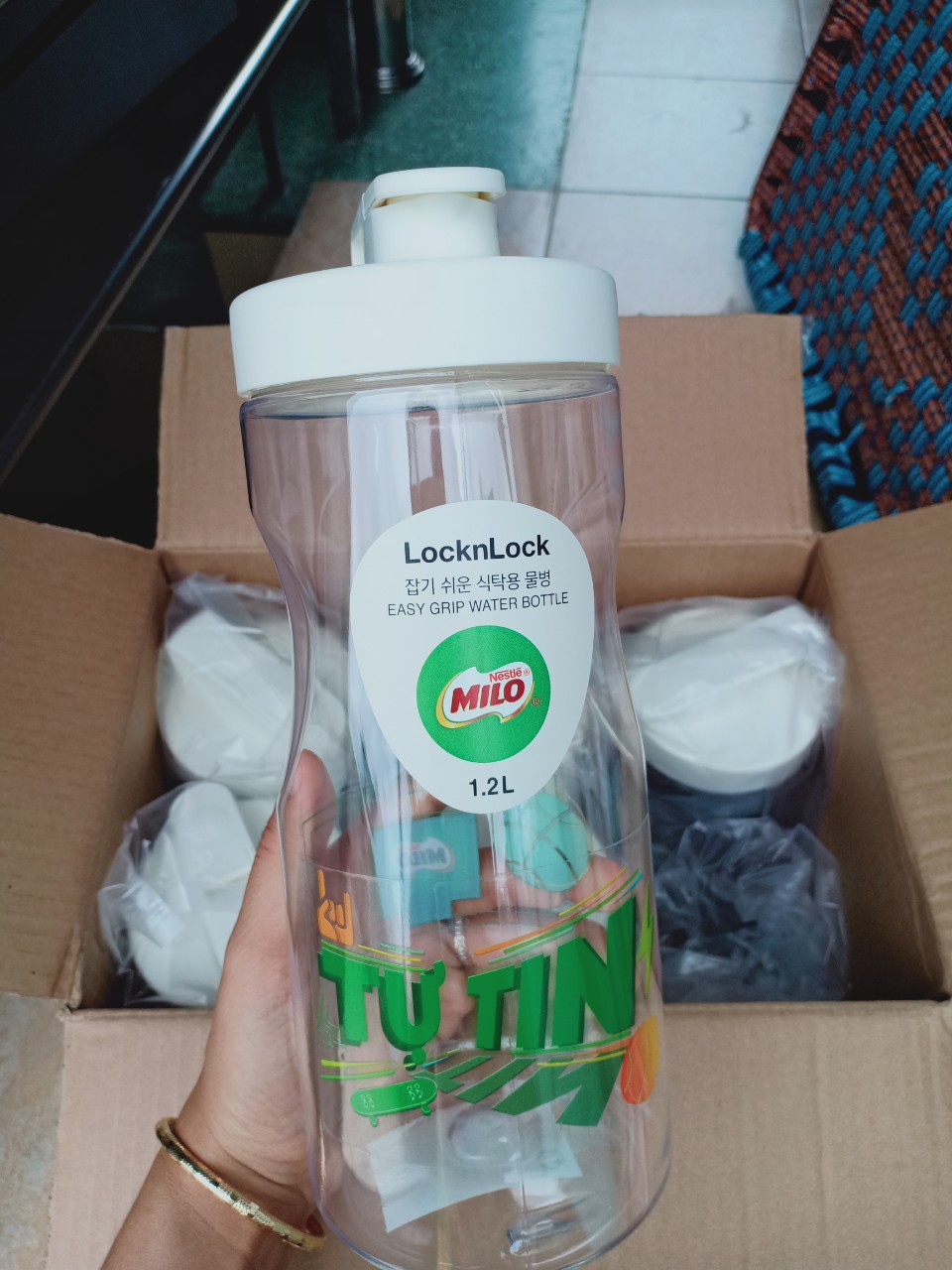 COMBO 2 BÌNH ĐỰNG NƯỚC LOCK&LOCK 1,2 lít, bình đựng nước lock&lock