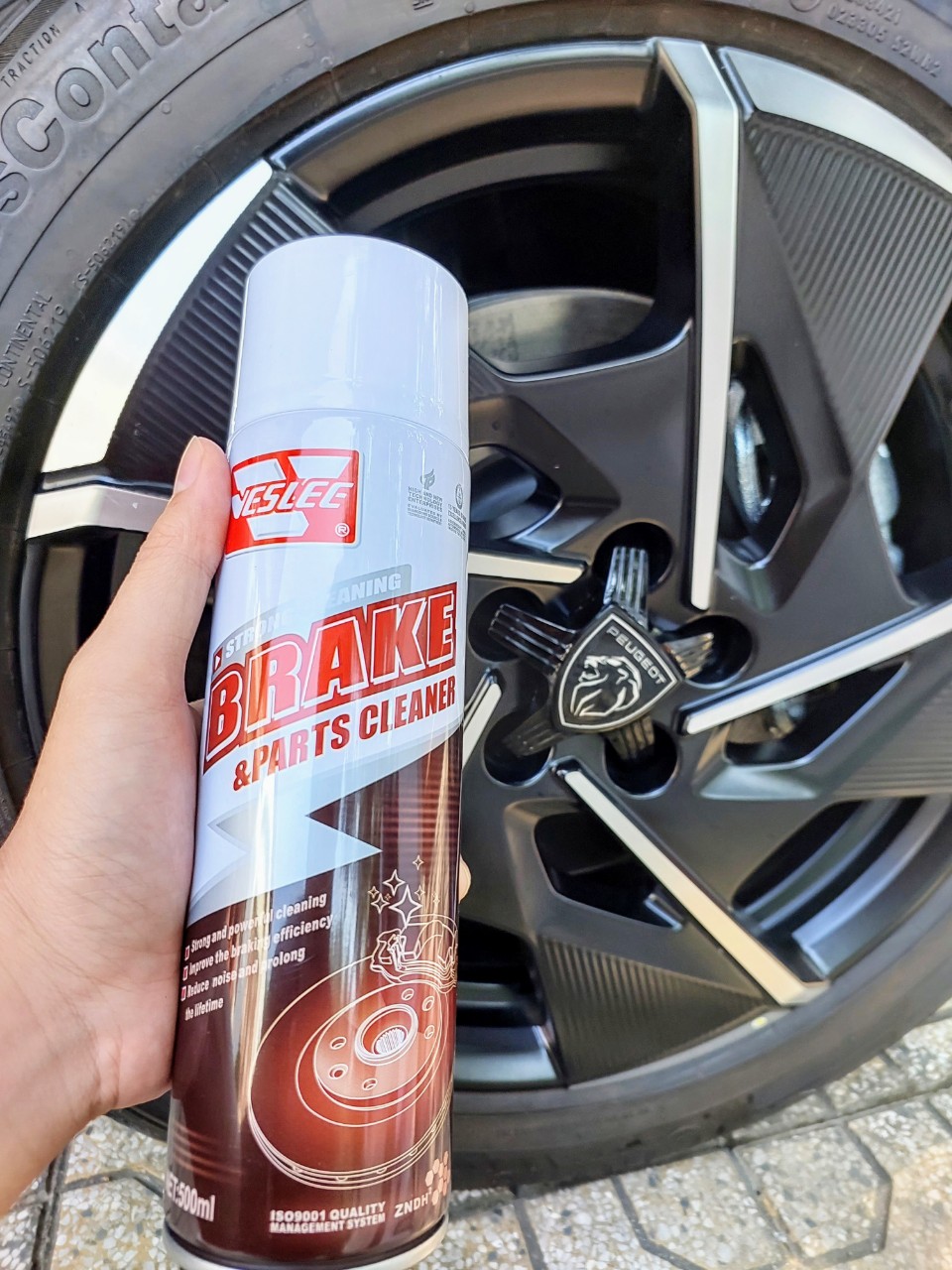 Chai xịt vệ sinh tẩy rửa bố thắng, phanh xe Brake 500ml