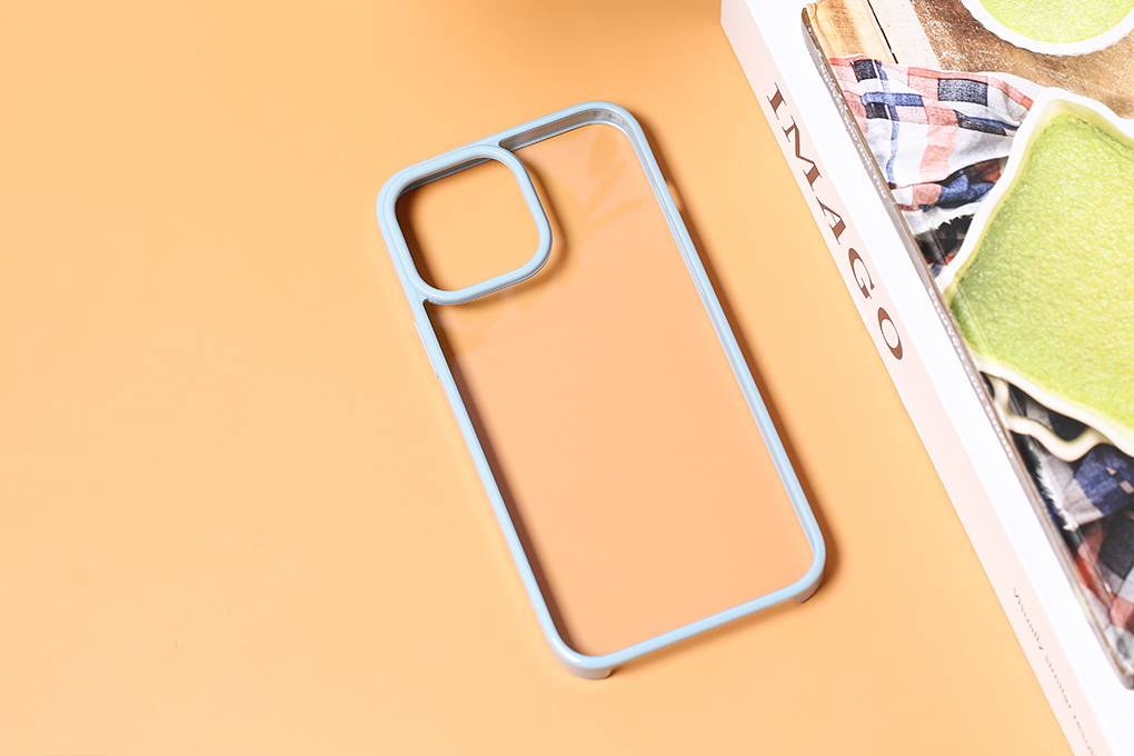Ốp lưng iPh3 Prax Nhựa cứng viền dẻo ClauOANO