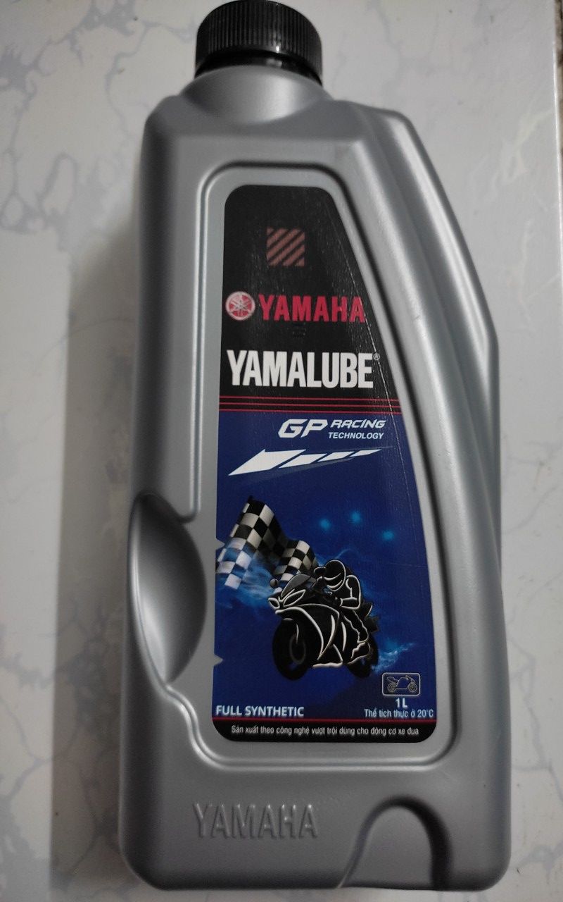 DẦU NHỚT FULL SYNTHETIC - YAMAHA 1L CHÍNH HẢNG