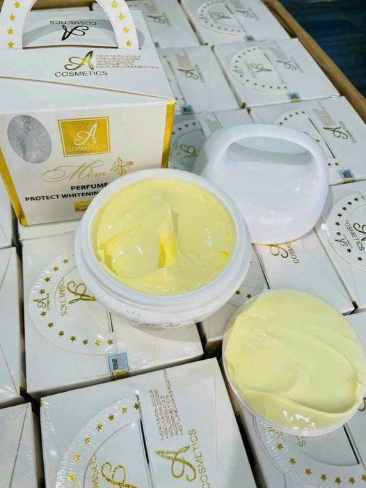 𝐊𝐄𝐌 𝐁𝐎𝐃𝐘 𝐌𝐄̂̀𝐌 𝐍𝐔̛𝐎̛́𝐂 𝐇𝐎𝐀 - kem body dưỡng trắng toàn thân mẫu mới 2023