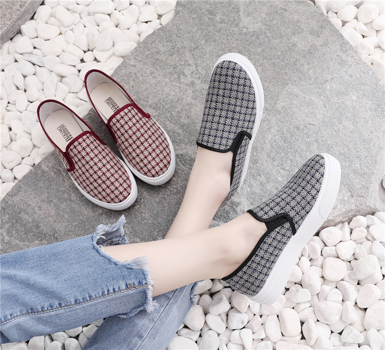 Giày lười nữ vải cotton đế cao su mềm cao 3p