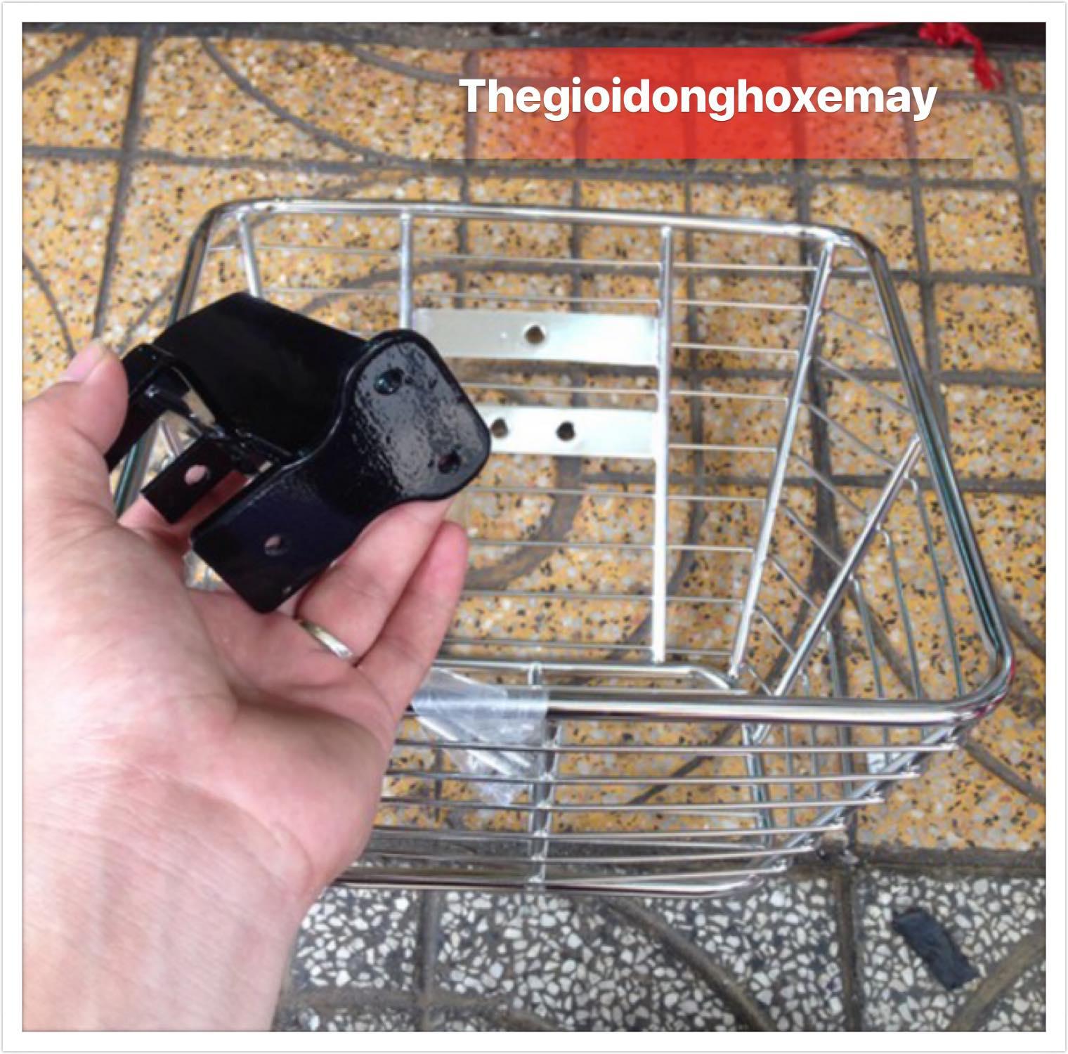 Rổ inox Sirius sọc ngang + pát si tặng kèm 3 ốc inox gắn rổ