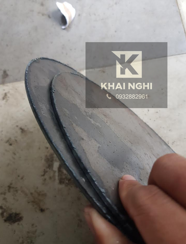 2 tấm đế sắt tròn xoay mặt phẳng tròn dày 3mm kích thước đường kính R300 và R350