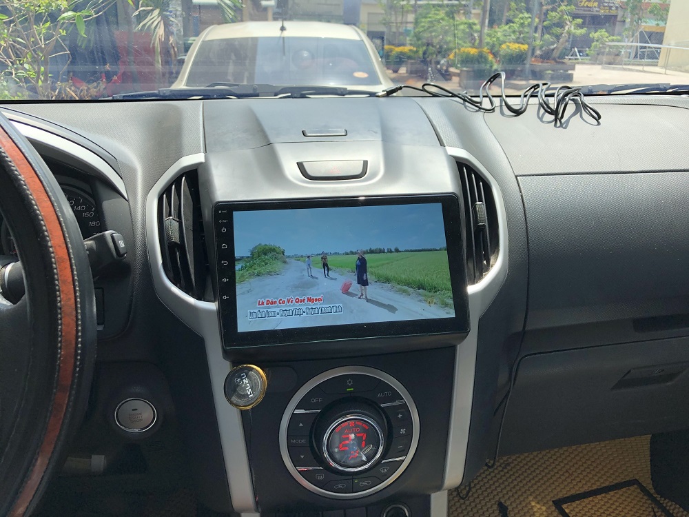 Màn hình android xe MUX hoặc DMAX + Tặng CAM LÙI + Tặng mặt dưỡng theo xe