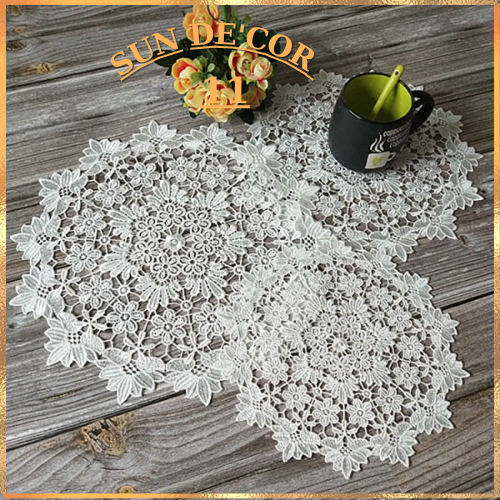 Miếng lót bình hoa sang trọng, thảm ren lót bình hoa Sun De'cor 11
