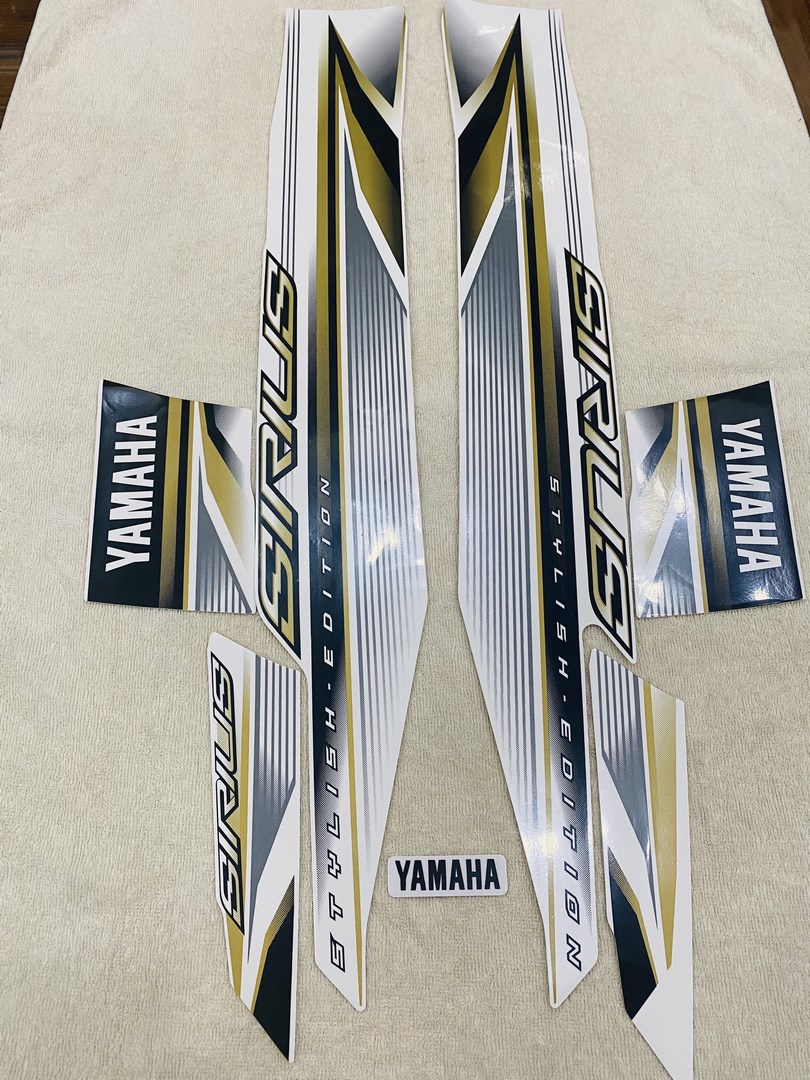 Bộ tem decal dán xe máy yamaha sirius đời 2017 2018 màu trắng siêu đẹp