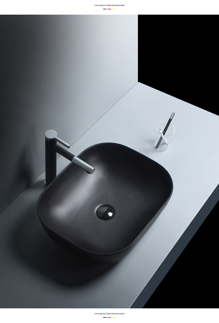 Lavabo vuông bo góc đen