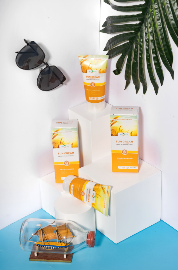 [BIOCOS] Kem chống nắng ngăn ngừa lão hóa, tránh tác hại ánh nắng mặt trời SPF50+ PA+++ (80ml/Lọ)