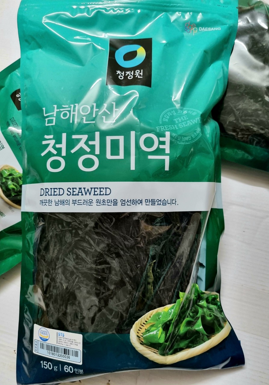 Rong biển khô nấu canh daesang 100g- nhập khẩu chính hãng hàn quốc