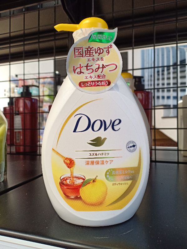 Sữa tắm DOVE hương mật ong cam chanh