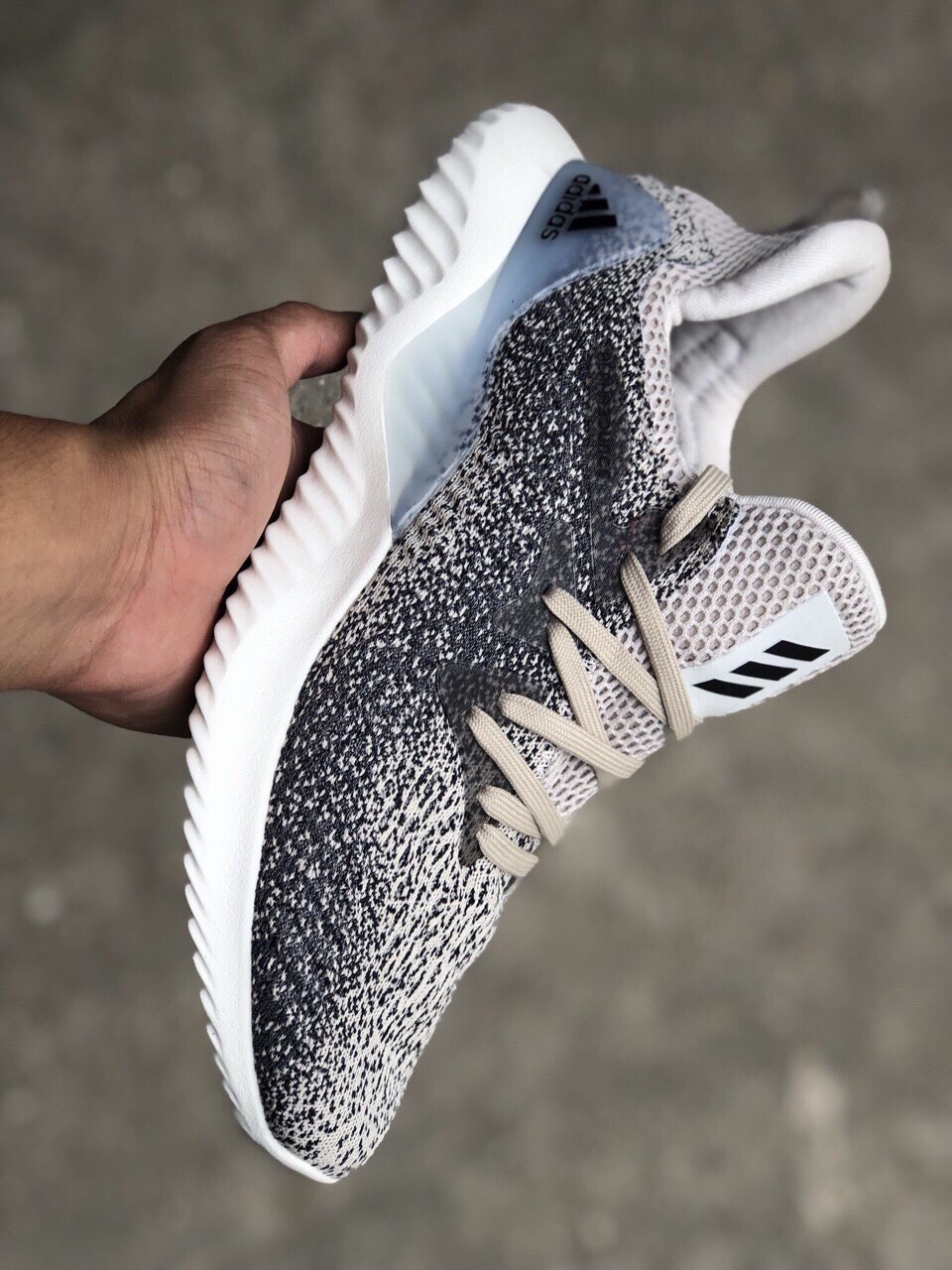 Giày Sneaker Thể Thao Alpha BB xám tiêu đen - Nam nữ