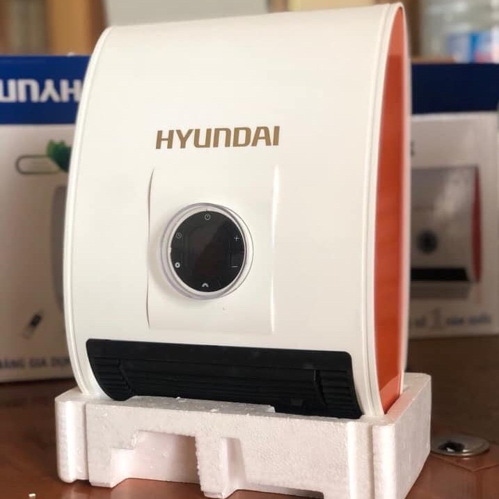 Quạt sưởi gốm ceramic huyndai hde8000