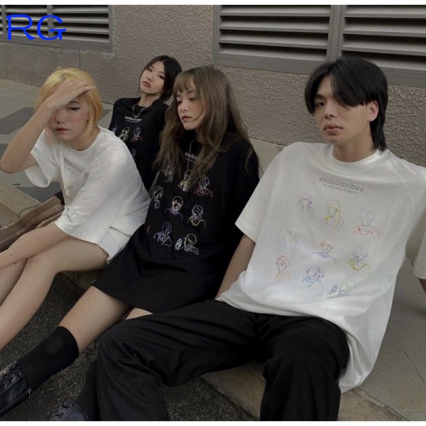 Áo thun Sadboiz Sadboizvibes Toss Tee màu đen size XL form 70kg-90kg vải cotton co dãn tốt, có logo tem sadboiz, hình in bền và không dính Thời trang U