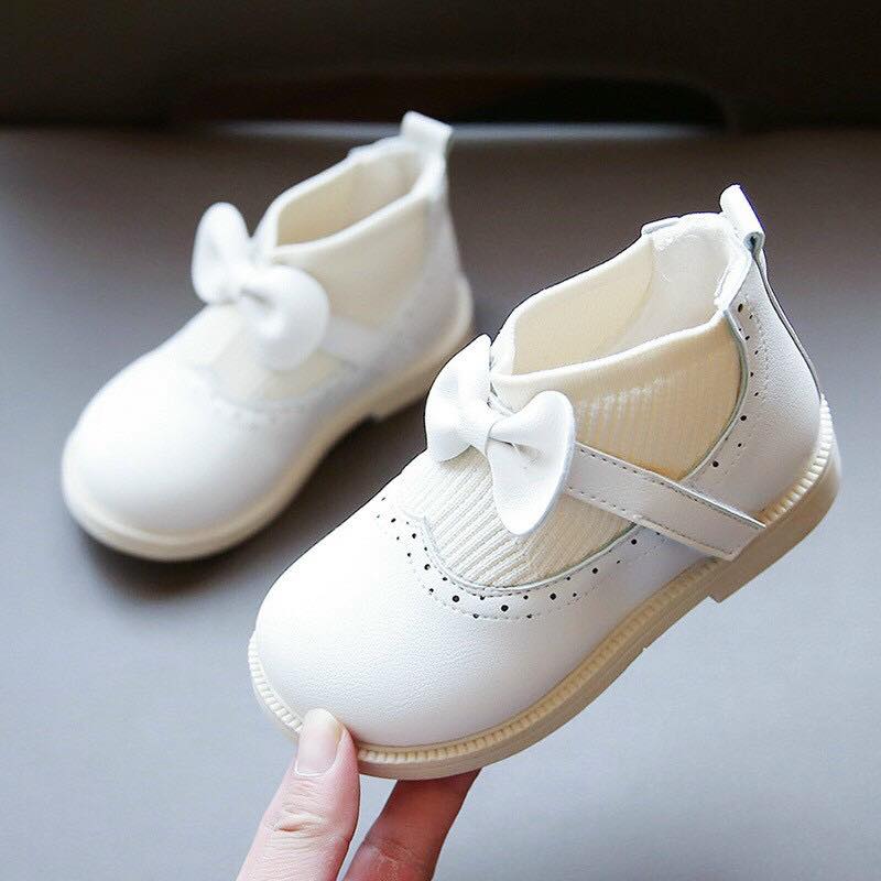 Giày boot cổ ngắn cho bé