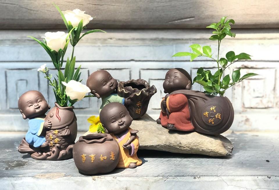 Bộ tượng phong thủy chú tiểu trồng cây Tài Lộc May Mắn