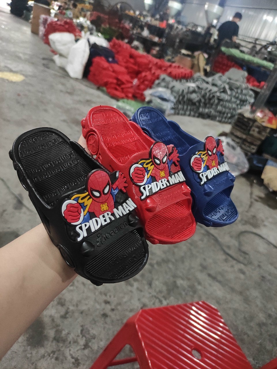 Dép trẻ em Spideman,dép trẻ em người nhện, hottrend đúc nguyên khối bền đẹp HCM city. Sale T3