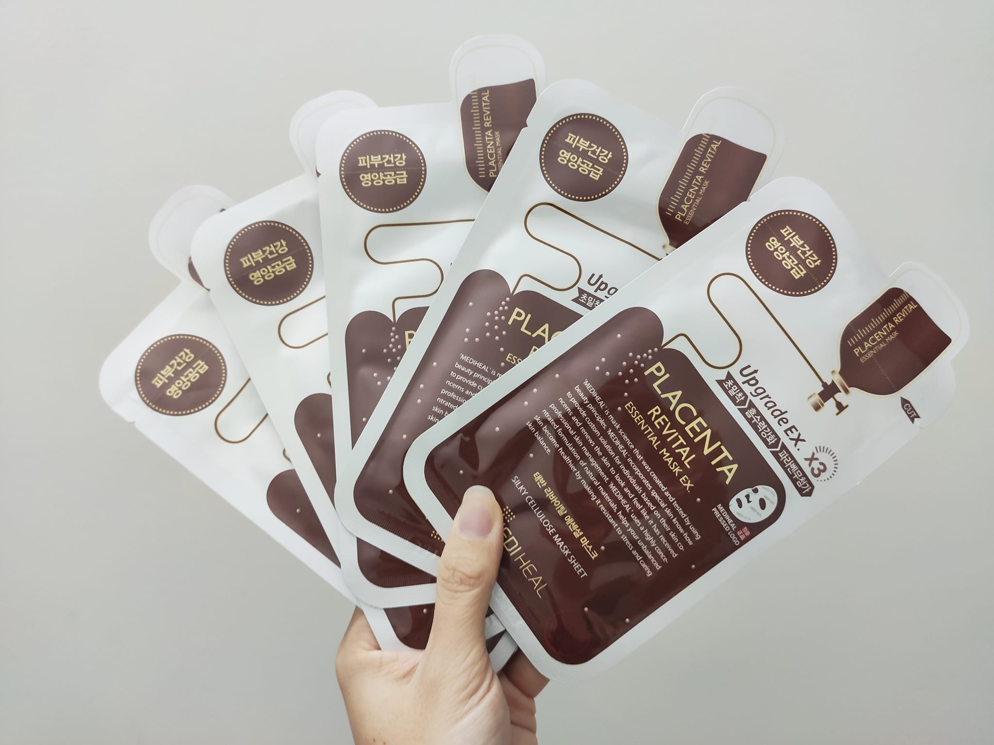 Mặt nạ Mediheal Placenta Revital Essential Mask 25ml