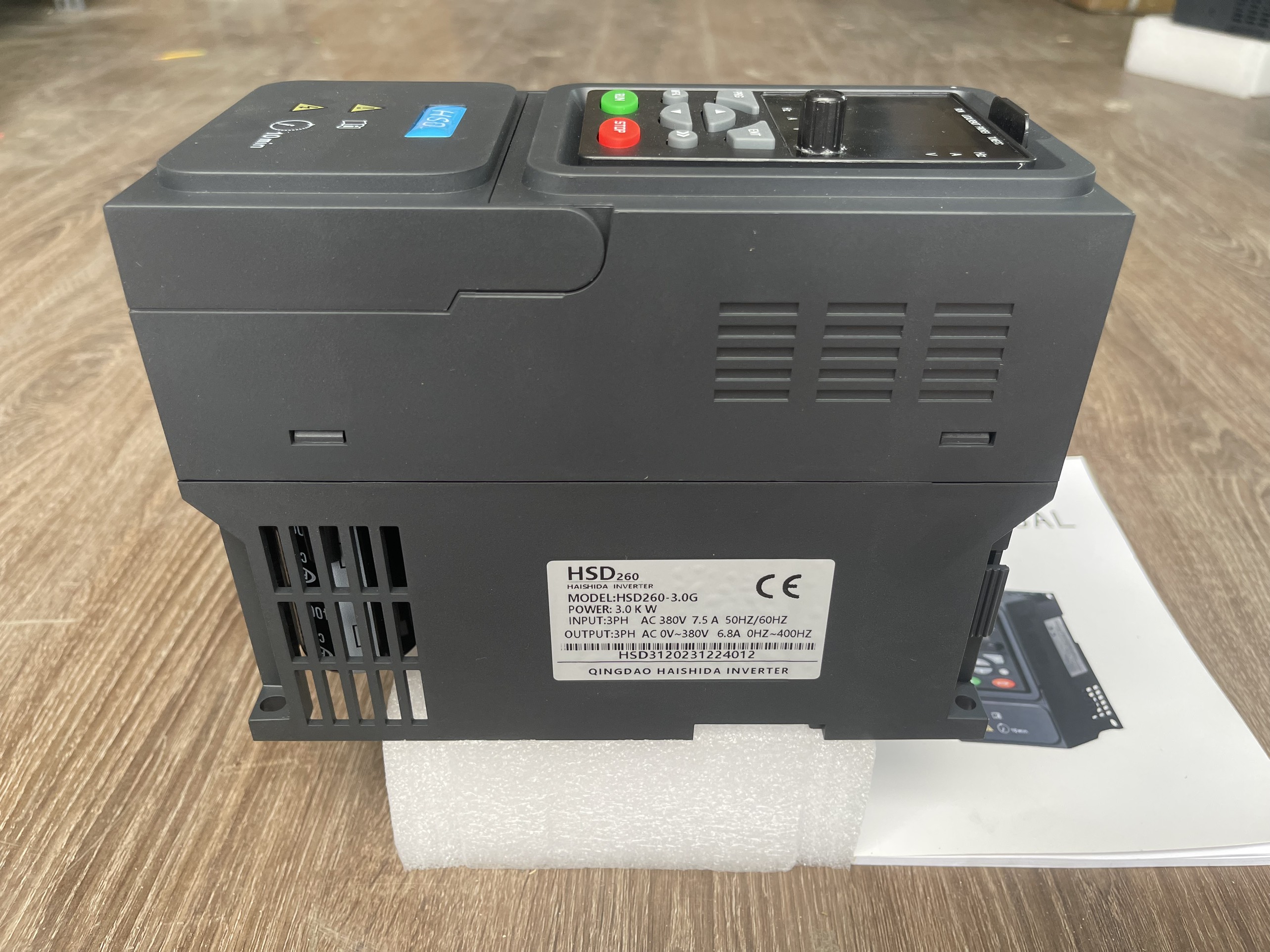 Biến tần 3.0Kw - 380V HSD260