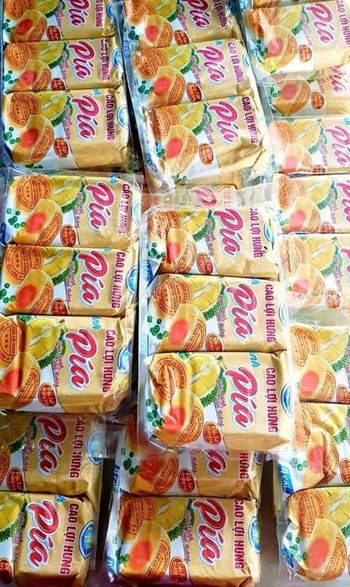 [HCM]BÁNH PÍA SẦU RIÊNG ĐẬU XANH TRỨNG MUỐI CAO LỢI HƯNG 160g 1 lốc 3 bịch-12 cái