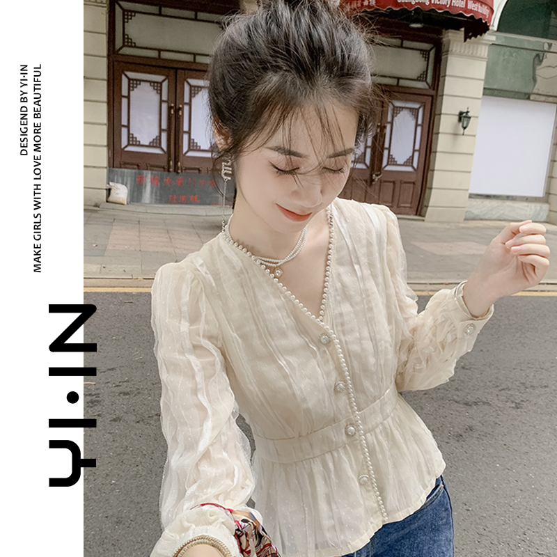 Áo nữ đính ngọc trai thắt eo tay áo dài áo voan mới áo cổ chữ v