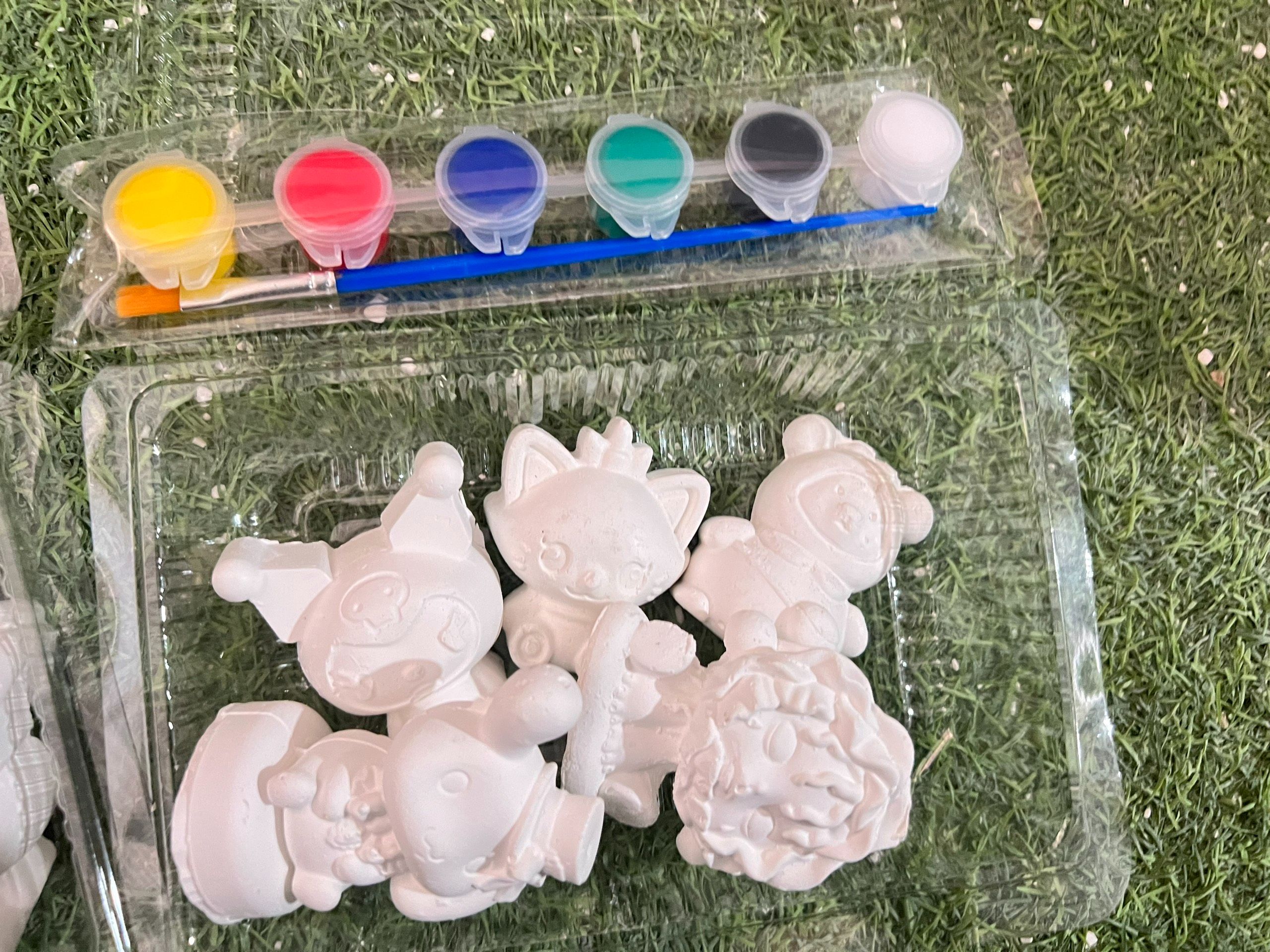 [TẶNG MÀU +CỌ] COMBO 5 TƯỢNG THẠCH CAO NHỎ, MẪU TRỘN NGẪU NHIÊN, QUÀ TẶNG CHO BÉ GIẢI TRÍ + PHÁT TRIỂN NĂNG KHIẾU, GIÁ SIÊU CHẤT