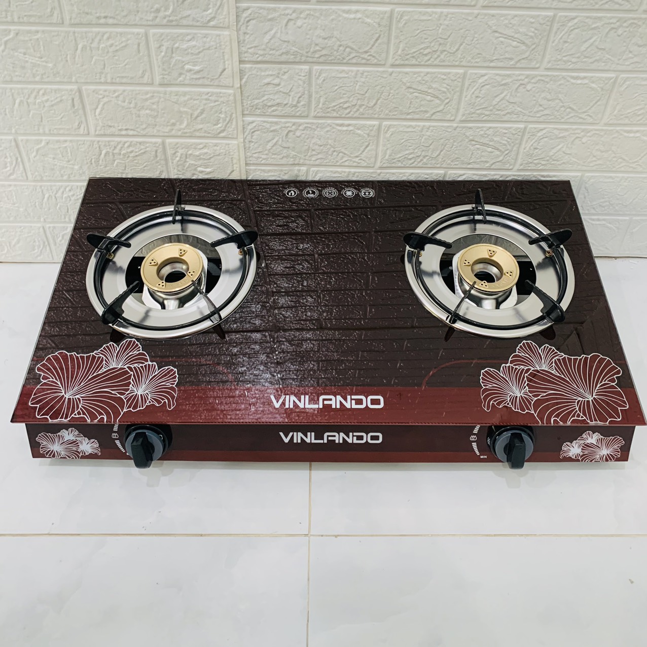 Bếp ga Vinlando cao cấp tiết kiệm ga bảo hành 2 năm đầu đốt đồng thau mặt kính cường lực