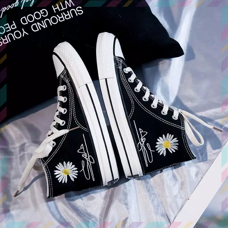 Giày Sneaker nữ Ulzzang bata đen trắng đế bánh mì độn đế vải canvas vintage conver cute họa tiết hoa cúc
