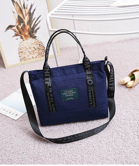 Túi vải living đeo chéo thời trang