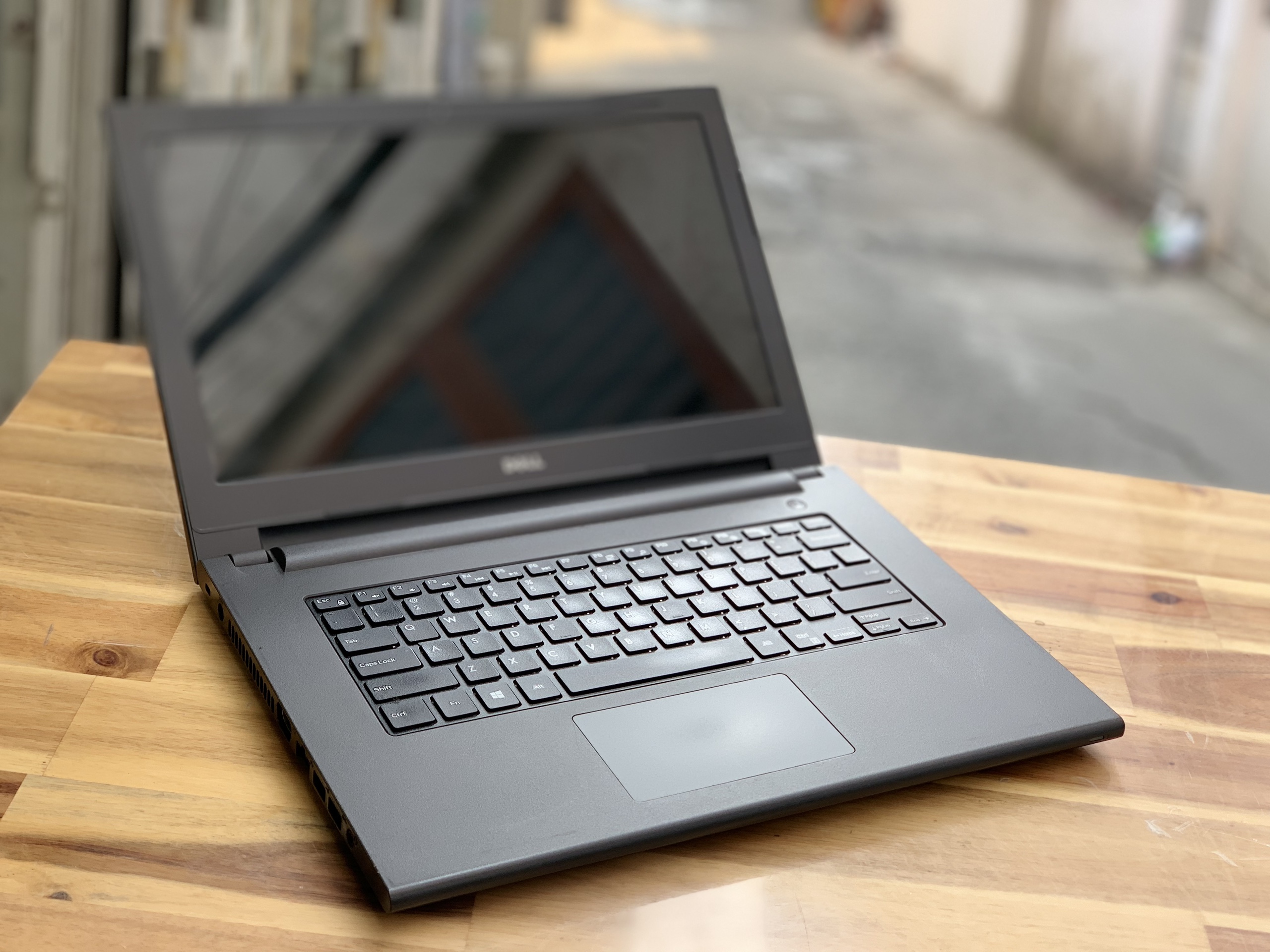 Dell vostro 3446 core i5 4210u ram 8g ssd 256g 14inch giá rẻ