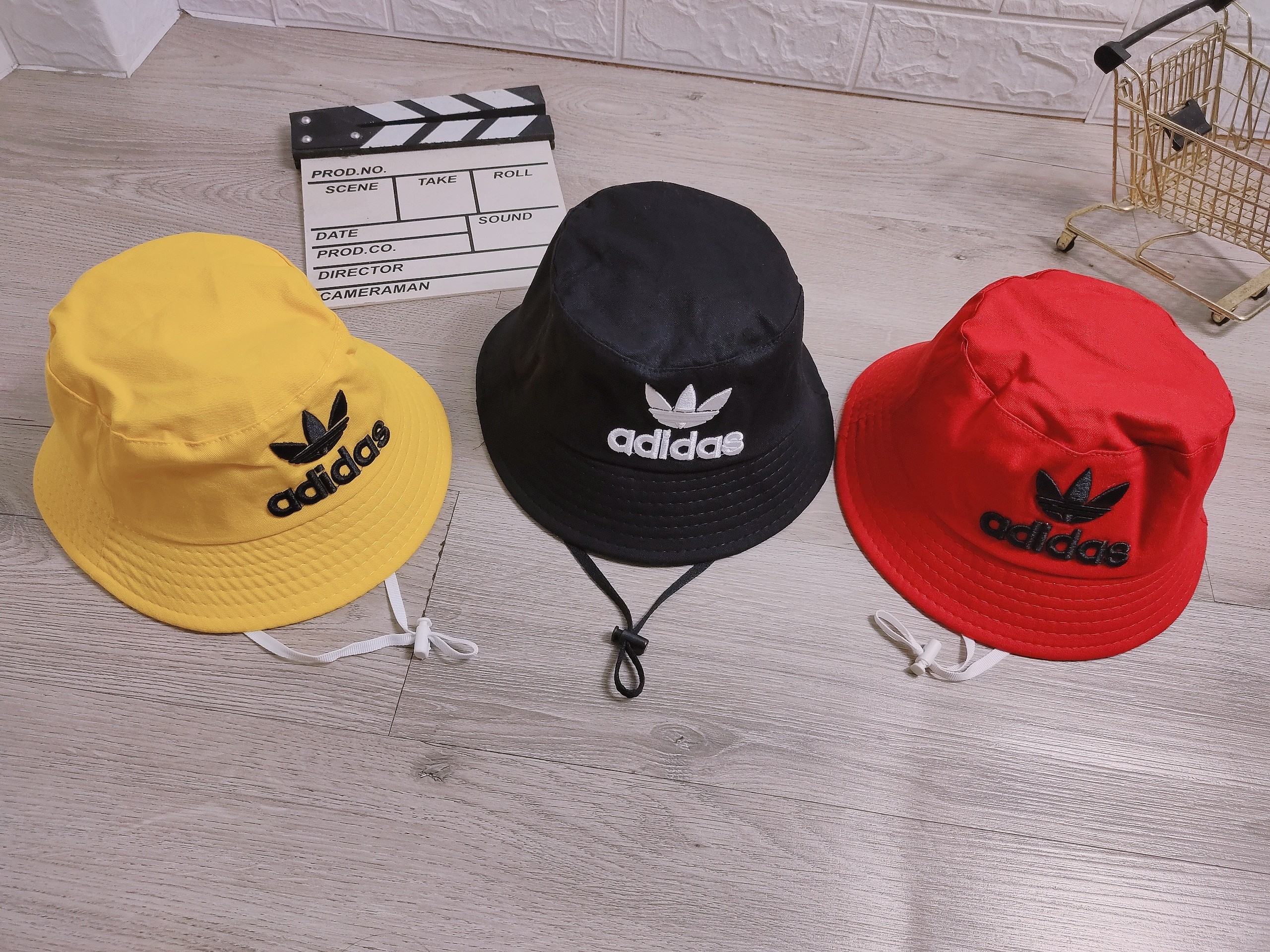 Nón Bucket Trẻ Em Cho Bé Từ 1-4 Tuổi Thêu Logo Vành Tròn 1 Lớp Kèm Dây Rút Cố Điịnh