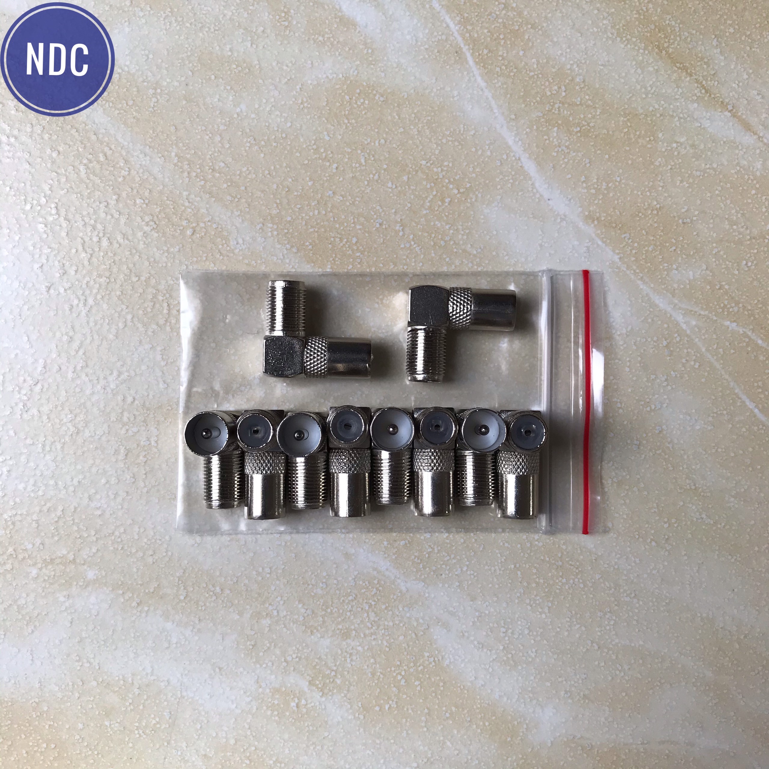 [HCM]Bịt 10 Jack TV Rắc Tivi Đực Vuông Góc (LOẠI 1)