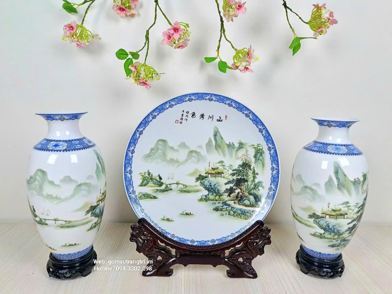 Bộ Bình Đĩa Cảnh Họa Tiết Sơn Thủy Men Chàm