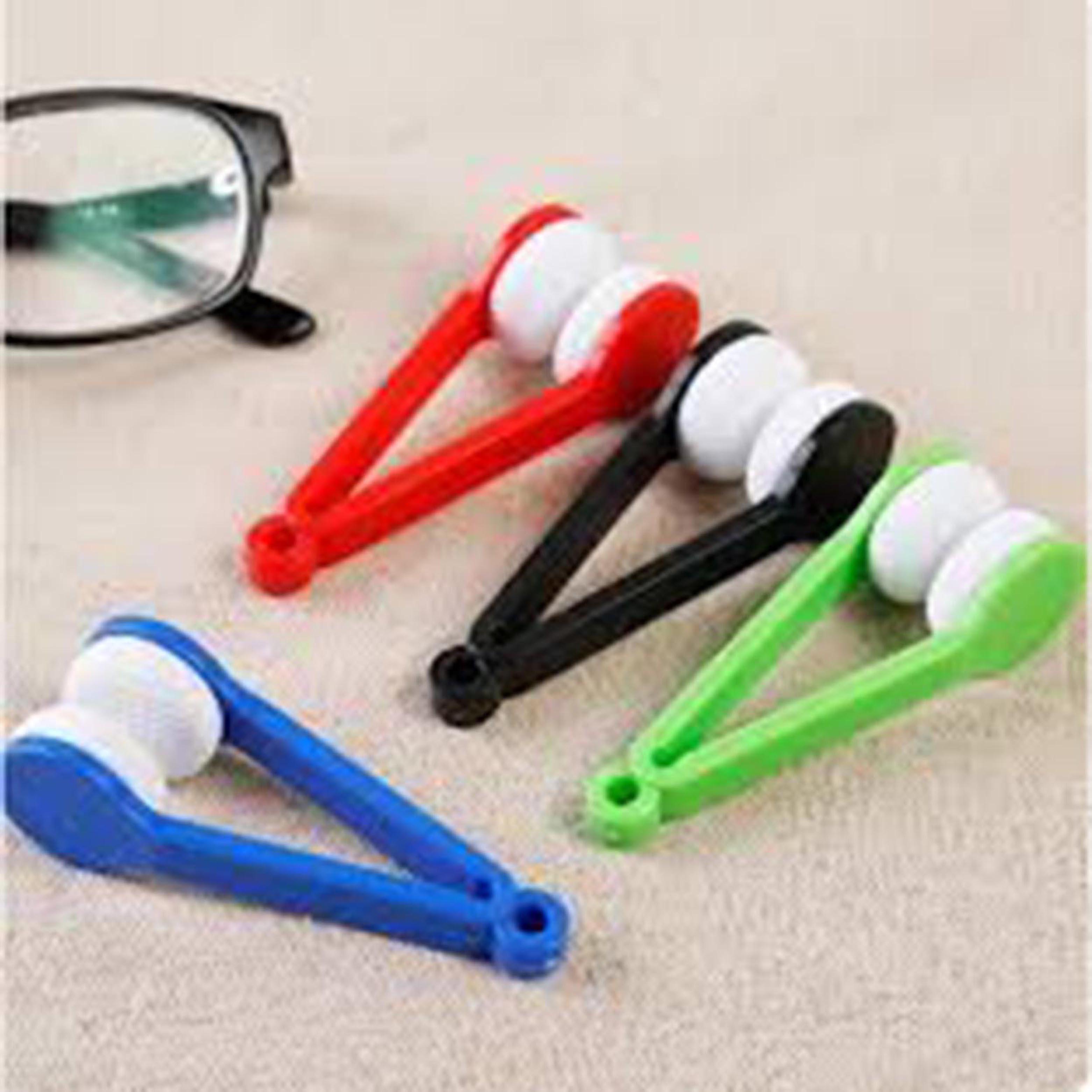 Dụng cụ lau mắt kính tiện lợi p035