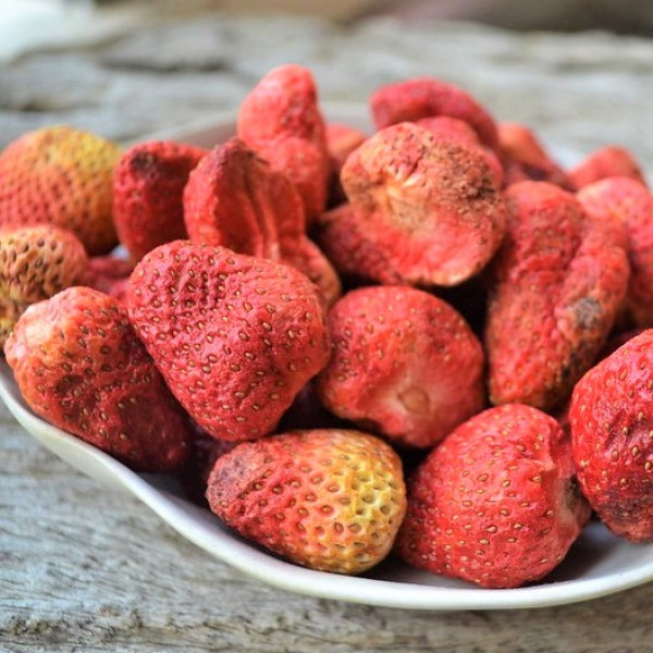 [HCM]Dâu tây sấy lạnh giòn 100gr