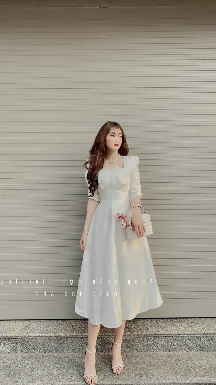 Đầm xếp ly ngực tay lỡ thời trang