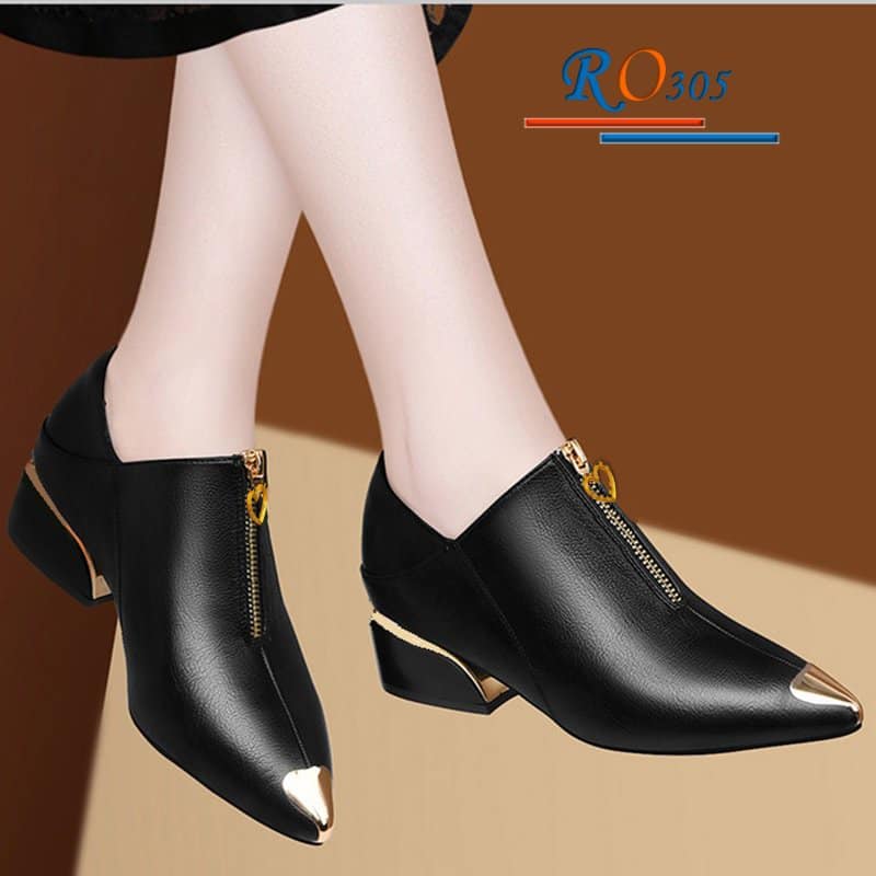 Giày bốt nữ cổ ngắn đế vuông 4cm hàng hiệu Rosata RO305