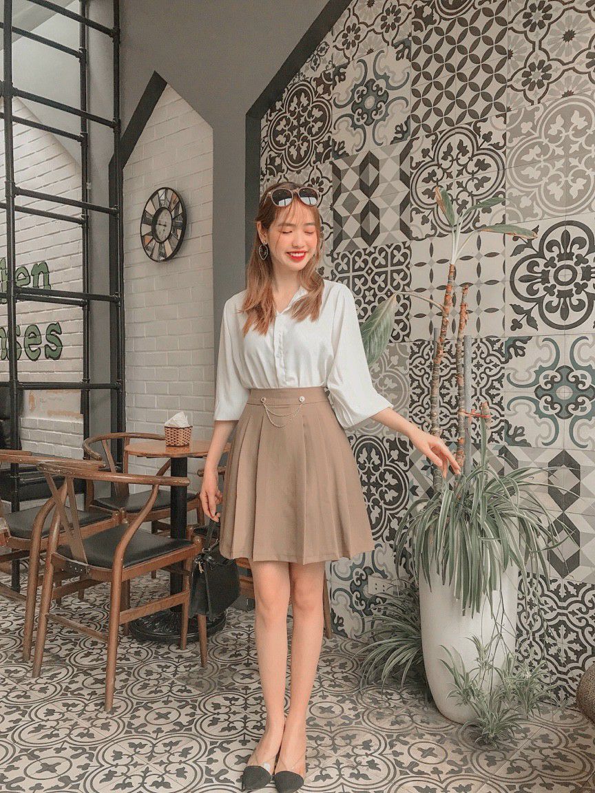 Chân váy xòe xếp ly