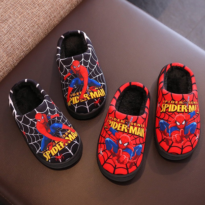 Dép Bông Đi Trong Nhà Cho Bé Từ 2-8 Tuổi Hình Siêu Nhân Nhện Đế Chống Trượt Lót Nỉ Siêu Ấm