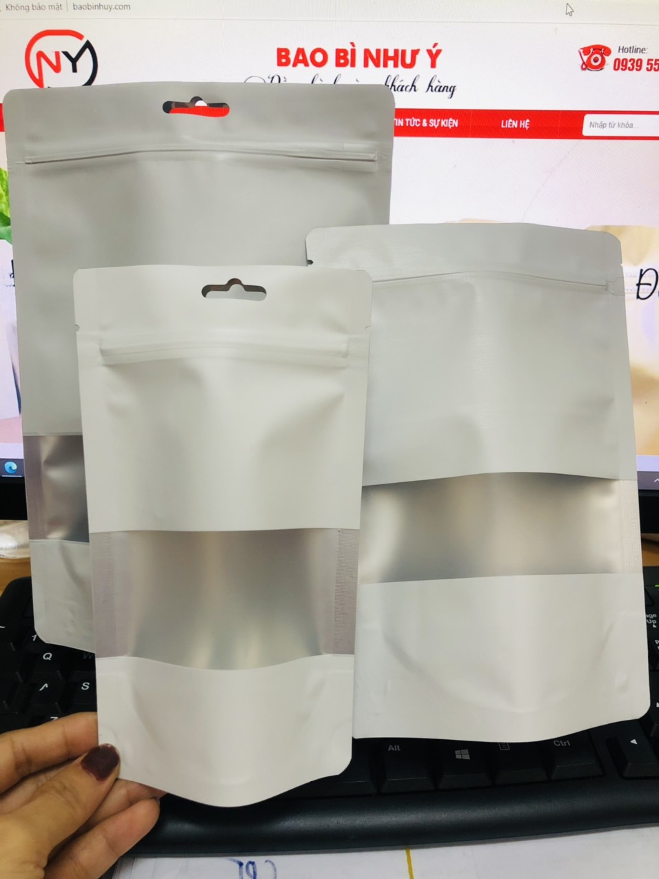 [1kg/size] túi zip sữa cửa sổ tràn đựng bột đậu hạt cafe (mẫu mới có móc khóa - hoặc ko móc khóa)