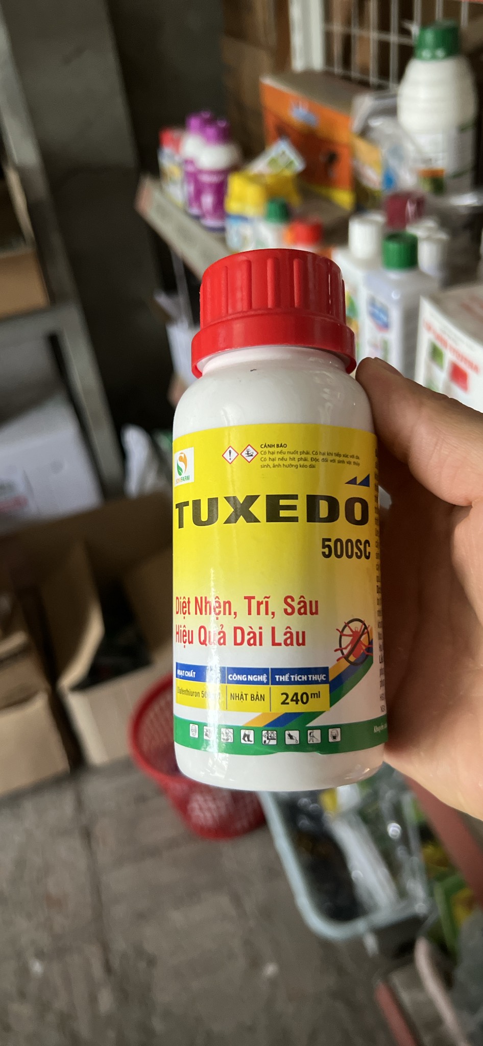 Thuốc diệt nhện đỏ Tuxedo 500sc