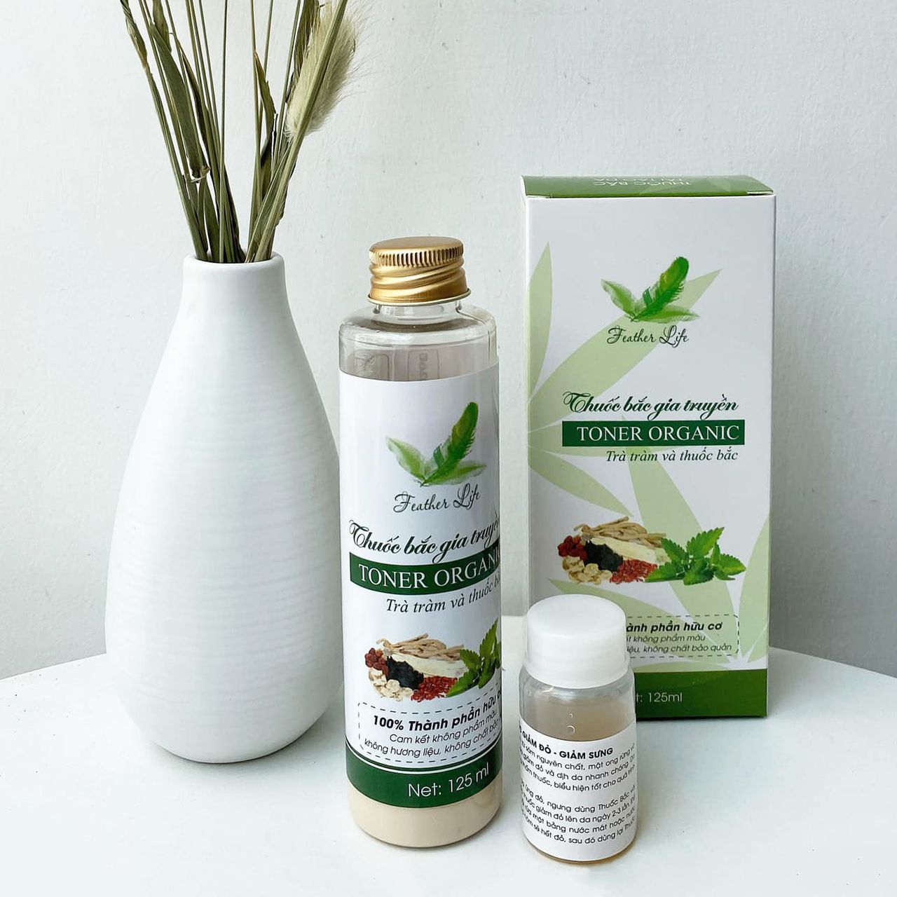 [HCM]Combo 2 chai Thuoc bắc tái tạo da mụn nám tàn nhang FEATHER LIFE HOÀN TIỀN NẾU KHÔNG HẾT MỤN [125ML tặng kèm lọ giảm đỏ 2 Chai 1 liệu trình dứt điểm mụn]