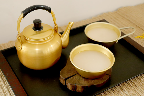Chén uống rượu gạo Hàn Quốc MAKGEOLLI (không quoai)