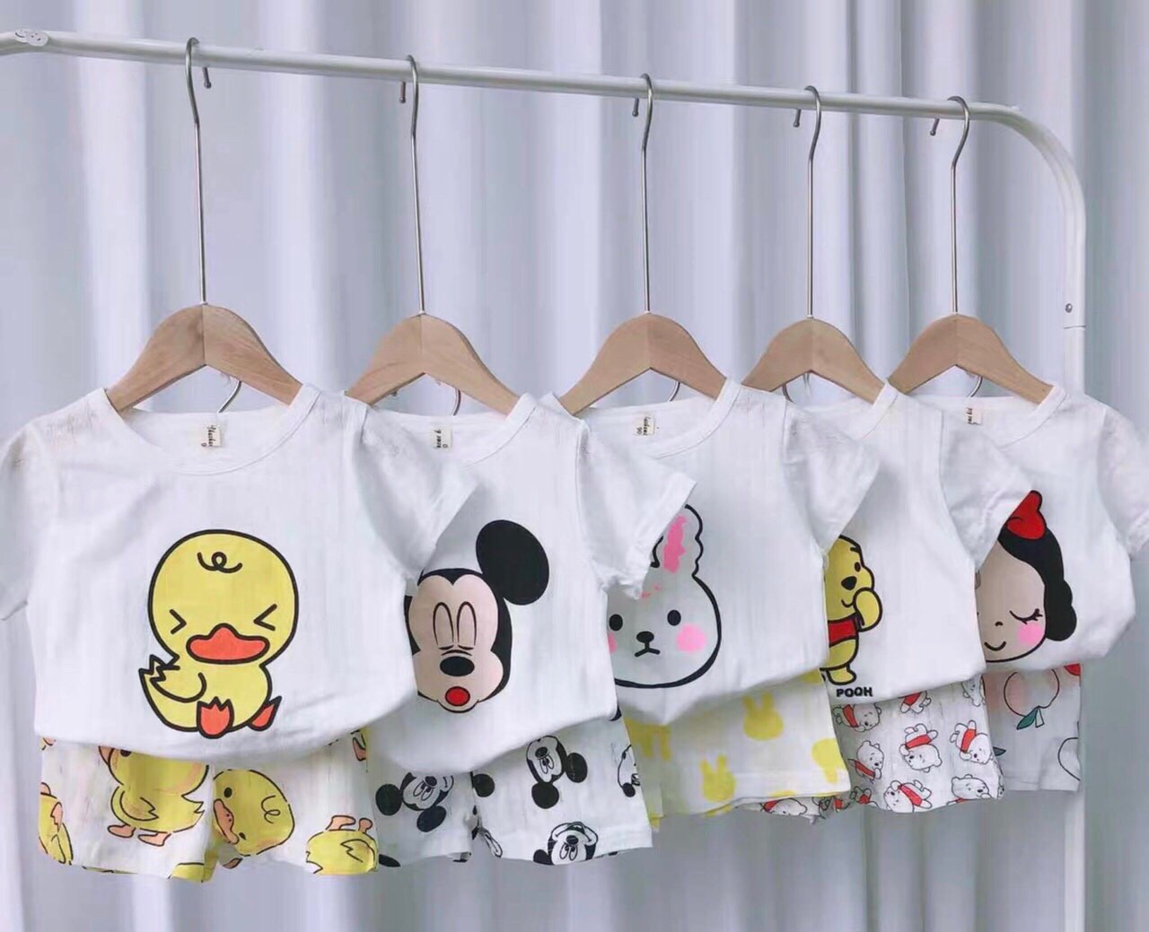 Bộ cộc tay cotton giấy vịt vàng mềm mát cho bé size 5-15kg CT7