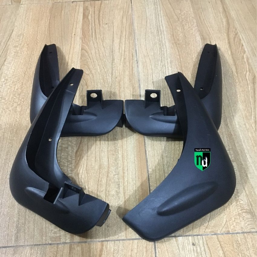 Bộ chắn bùn bánh xe matiz 1, 2 - nguyễn đạt auto
