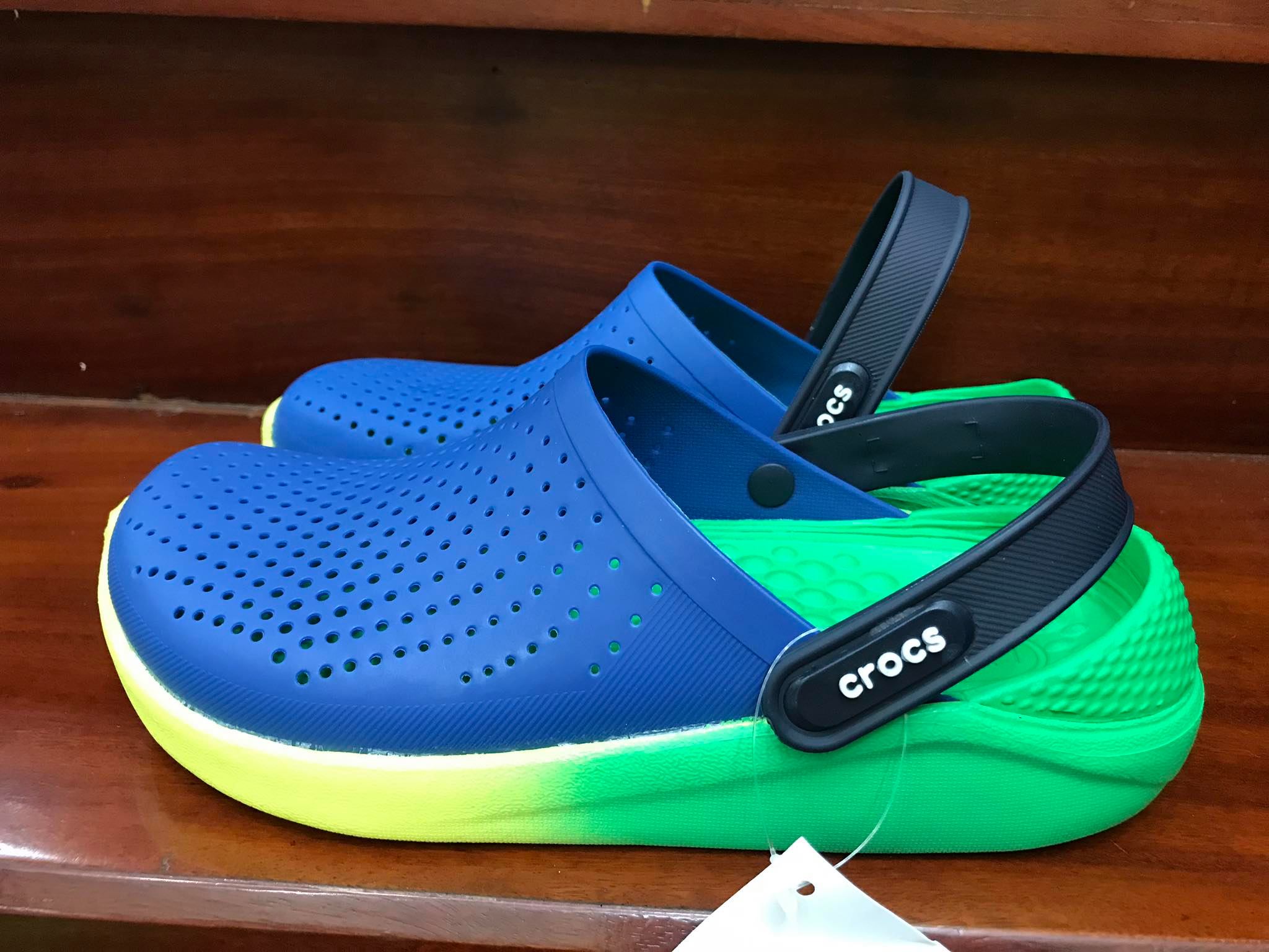 DÉP CROCS XANH ĐẬM TRUST - DÉP SỤC - DÉP SỤC VẨY SƠN - DÉP CROSS DUET SPORT - Bền đẹp, giá cả hợp lí