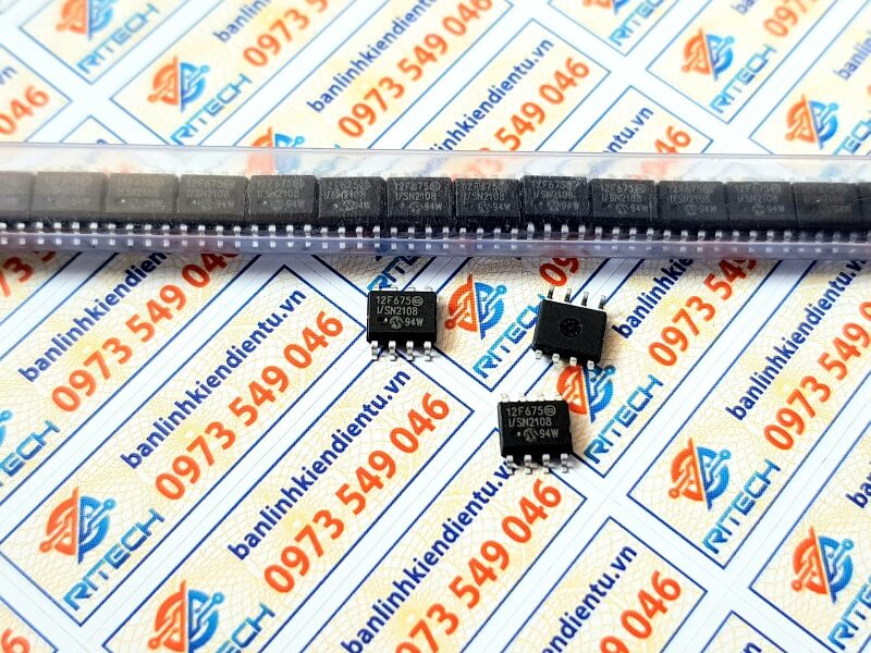 12F675 PIC12F675 IC Microchip SOP-8