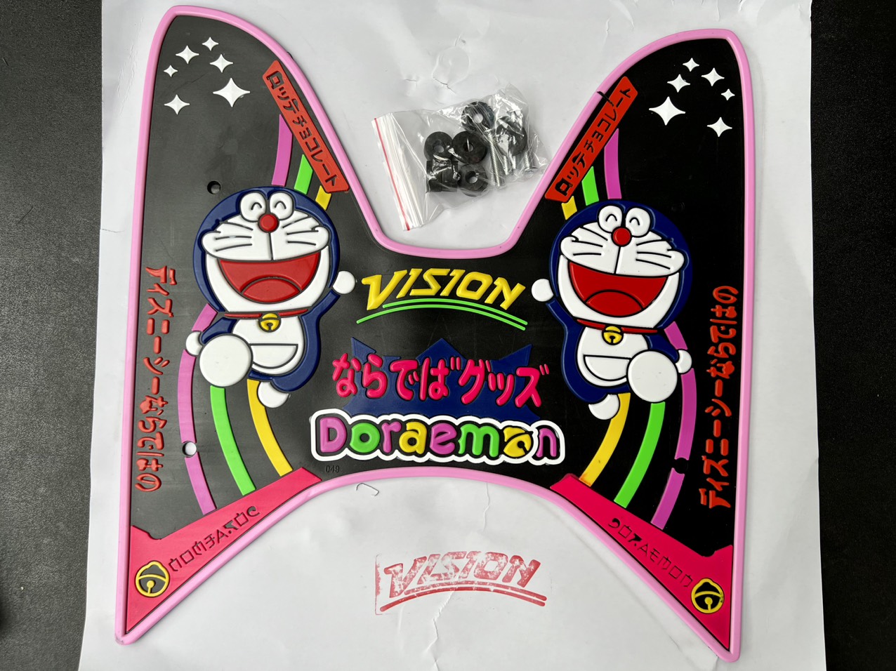 Thảm lót sàn xe vision hình doraemon và hello kitty cao su cao cấp
