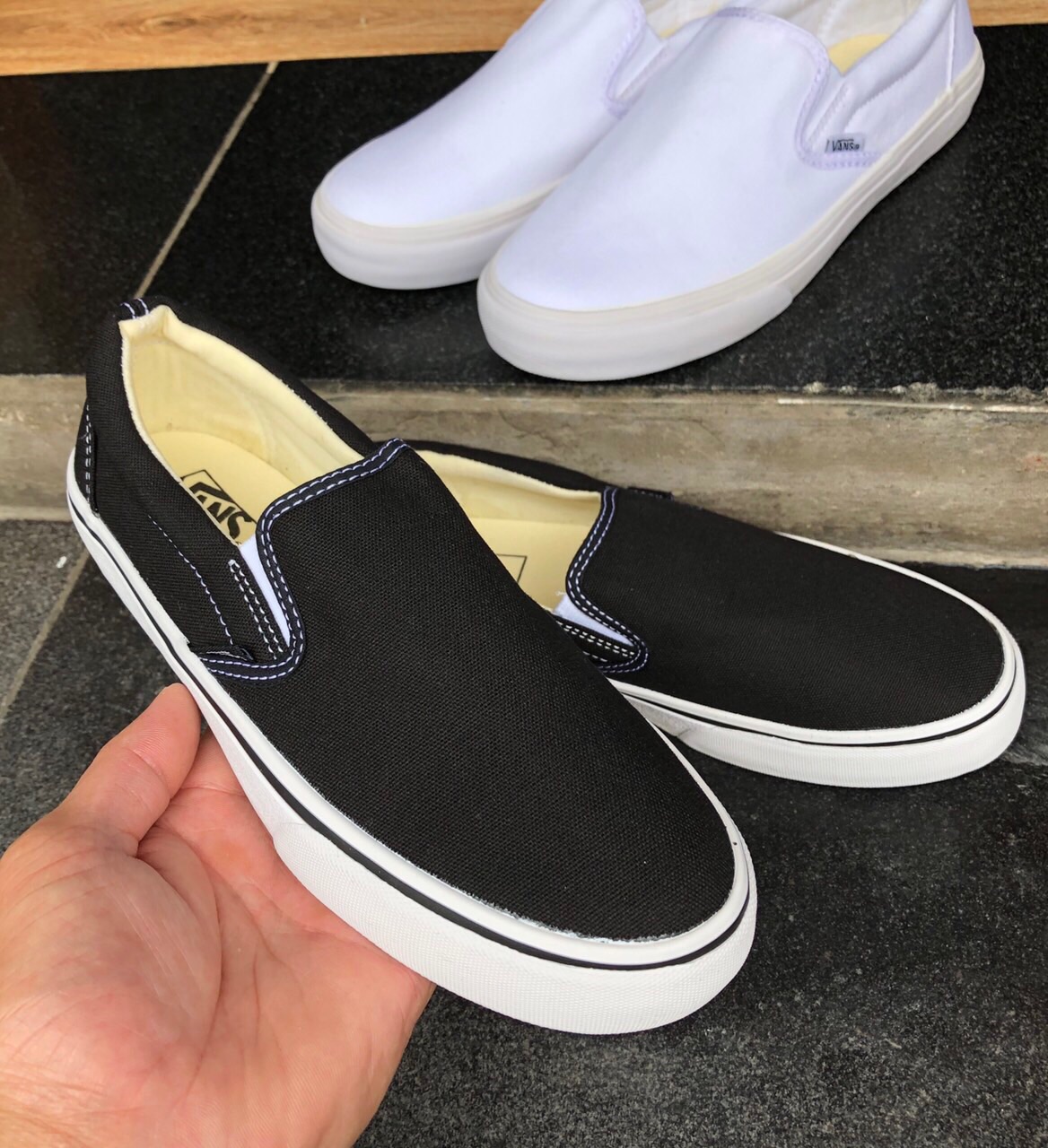 GIÀY VANS SLIPON ĐEN (Full box, tag)