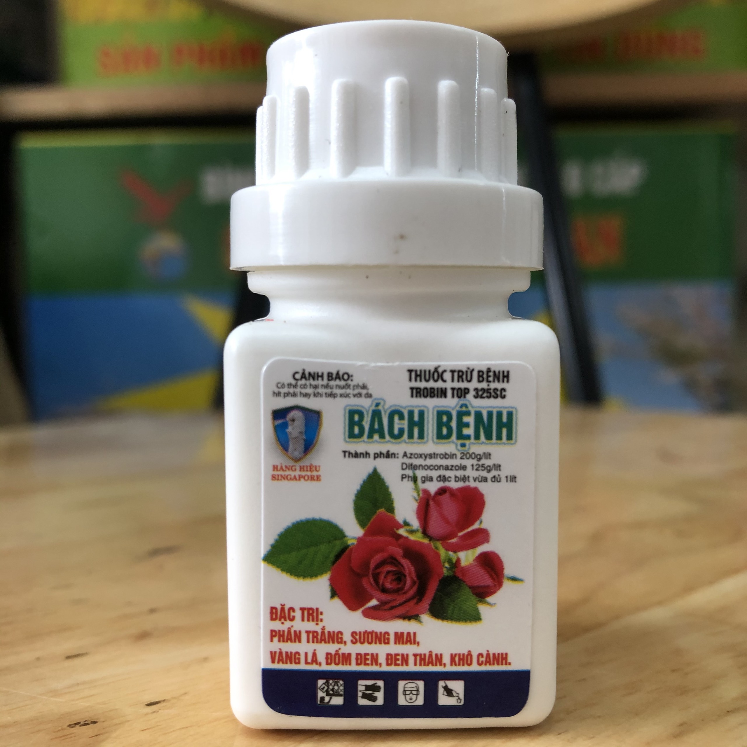 Thuốc trừ nấm bệnh cây trồng Bách bệnh 325SC 15ml, thuốc trừ bệnh vàng lá, đốm đen, rỉ sắt, thán thư, nấm hồng, đen thân khô cành